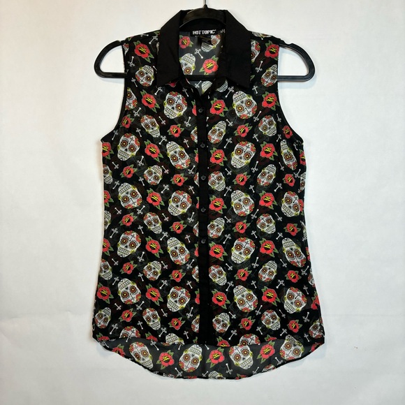 Hot Topic Tops - Hot Topic Sleeveless Button Down Sugar Skull & Roses Sheer Top Blouse